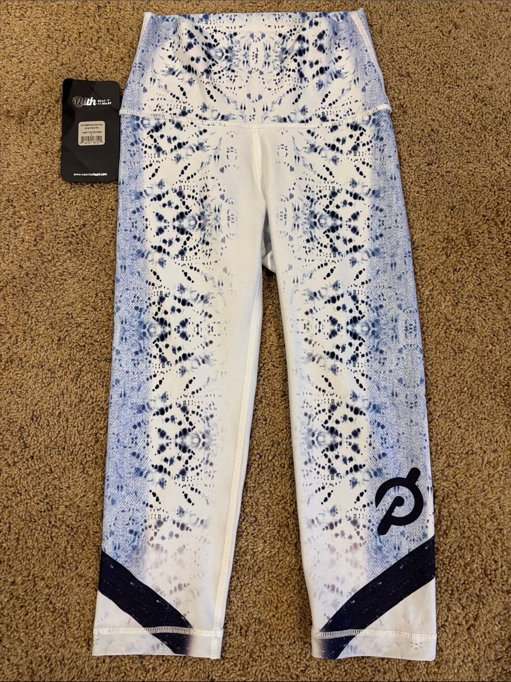 With Peloton Womens White and Blue Patterned Active Leggings, size S